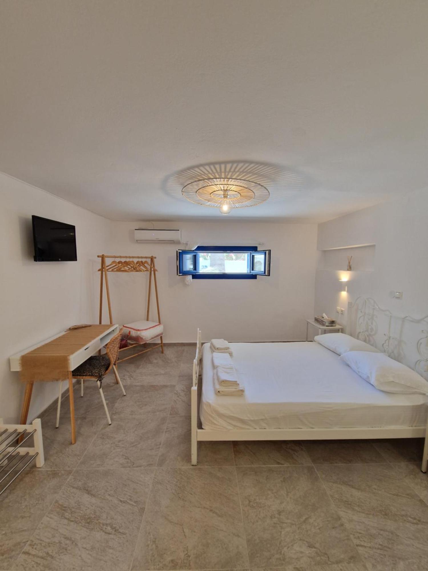 Anamnisi Studio Αδάμας Εξωτερικό φωτογραφία